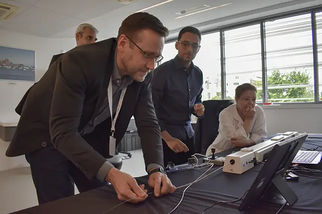 Le professeur Hélène Eltchaninoff forme des professionnels